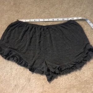 Brandy Melville Vodi shorts